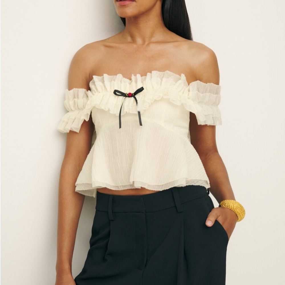 NWOT Reformation Briella Ruffle Top